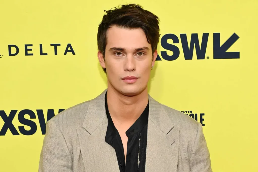 Nicholas Galitzine Vermoegen Biografie